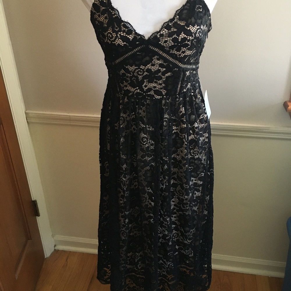 NWT NSR Black Lace Cocktail Dress Sz Large - Picture 2 of 11